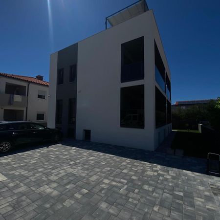 Monachus Apartments Vir Kültér fotó