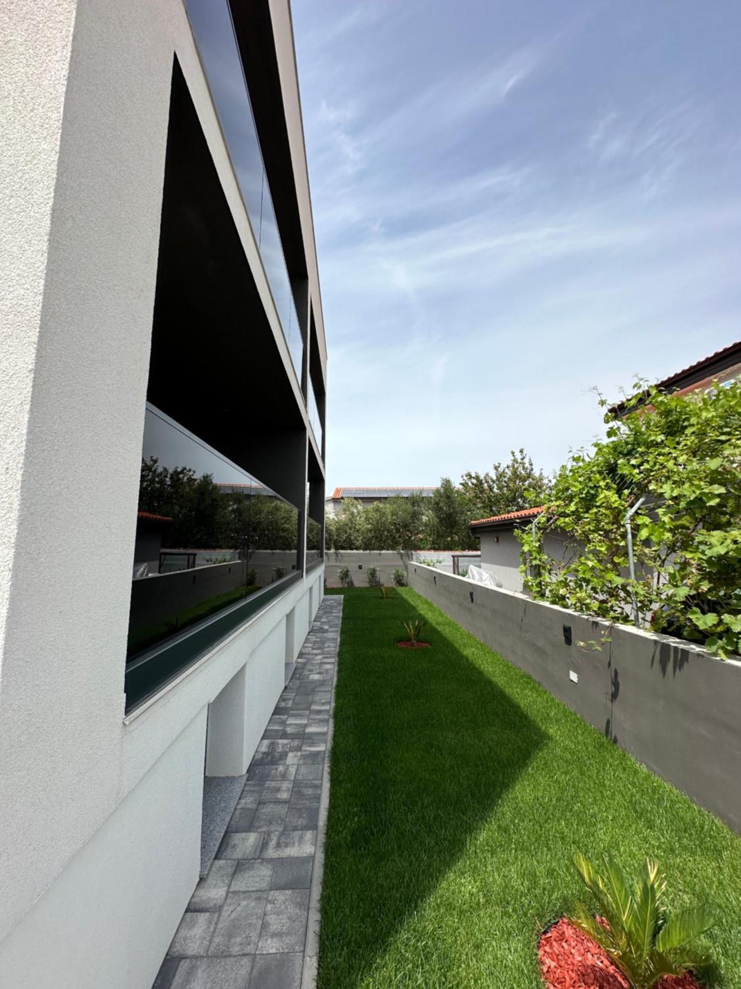 Monachus Apartments Vir Kültér fotó