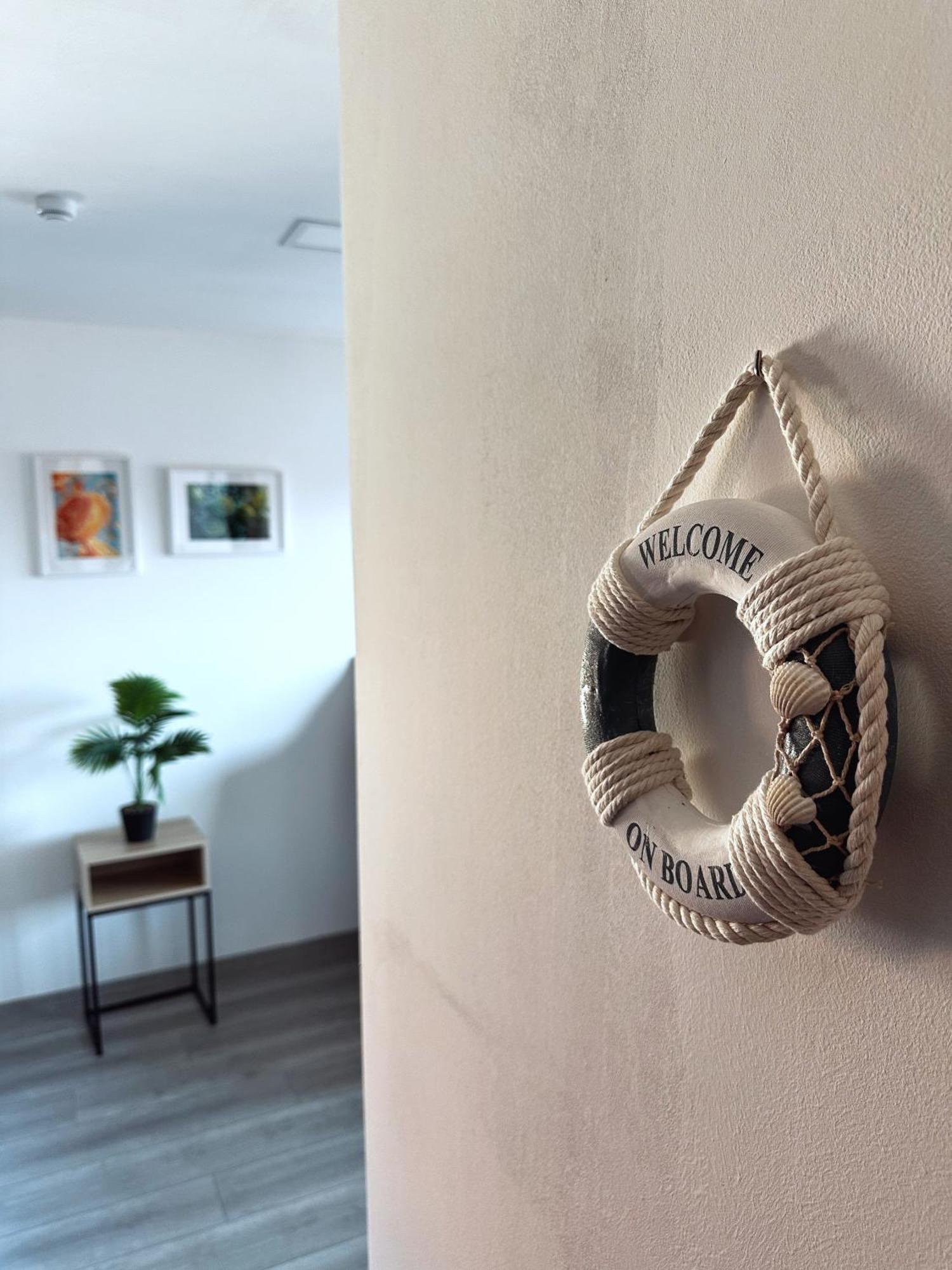 Monachus Apartments Vir Kültér fotó